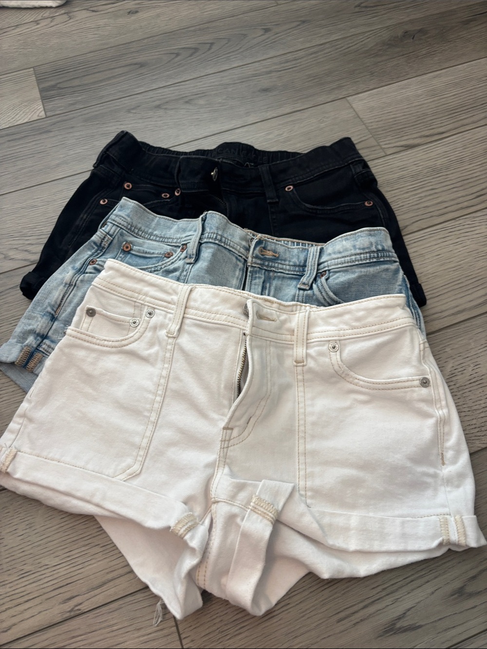 Lot of 3 American Eagle Real Good Stretch Elastic Waist Shorts 000